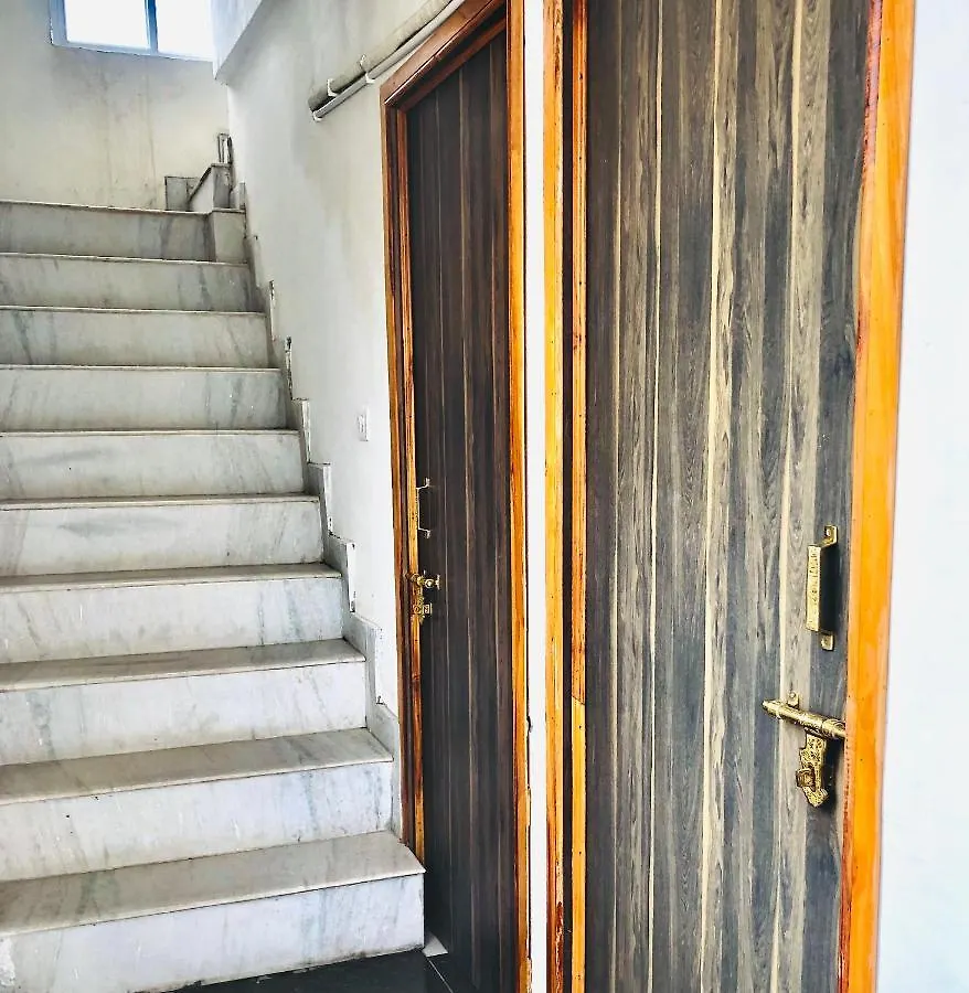 **  Peacock Guest House - Lake View Hotel In Udajpur Indie