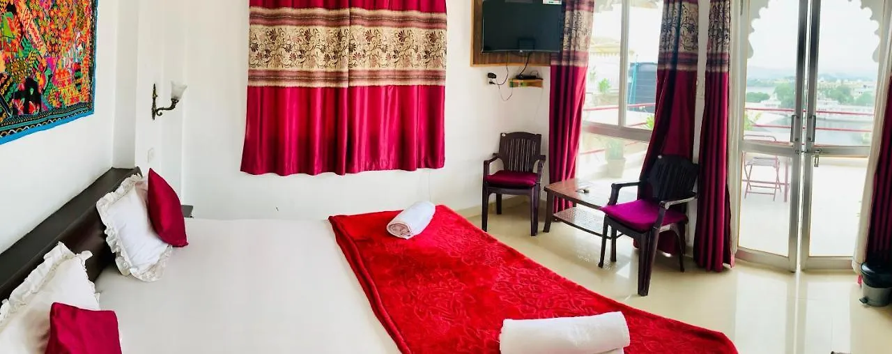 Peacock Guest House - Lake View Hotel In Udaipur