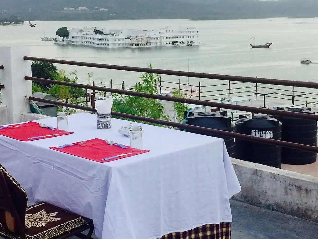 Peacock Guest House - Lake View Hotel In Udaipur Indien
